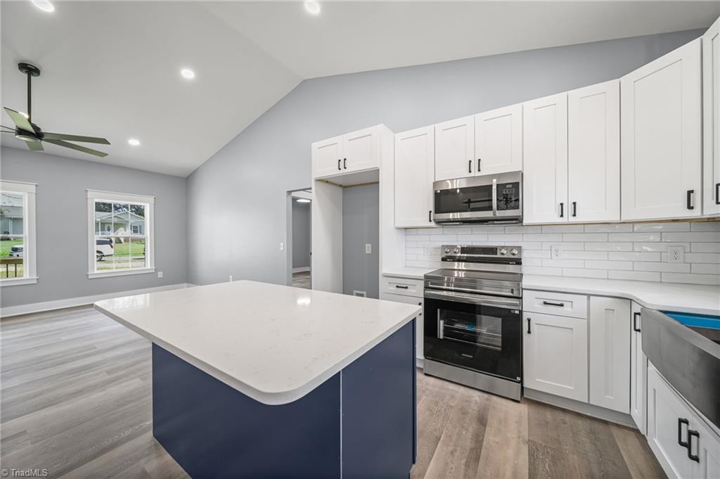 property viewer photo 13