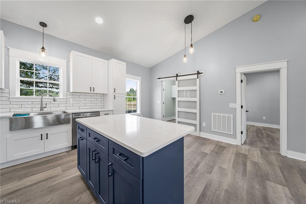 property viewer photo 15