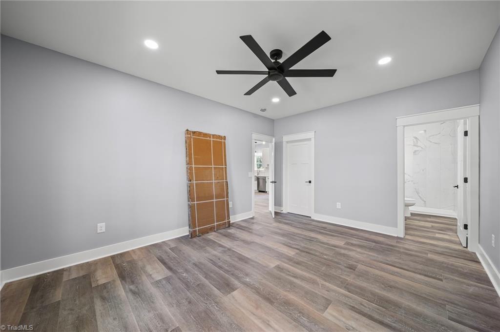 property viewer photo 17