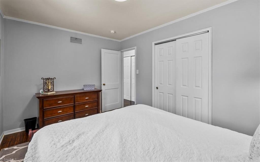 property viewer photo 8
