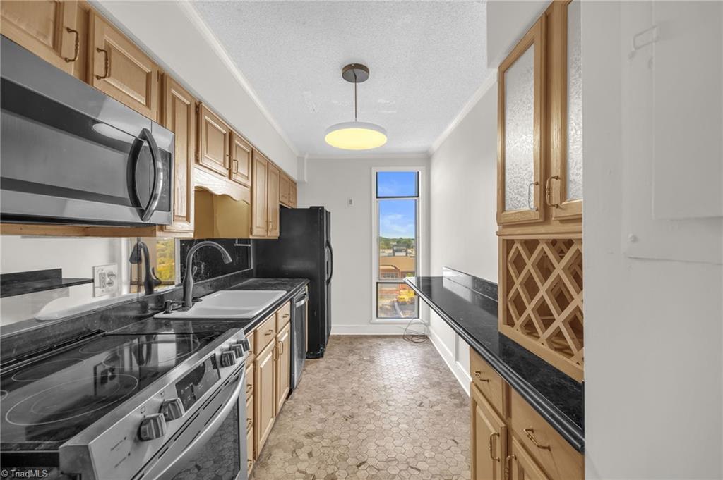 property viewer photo 7