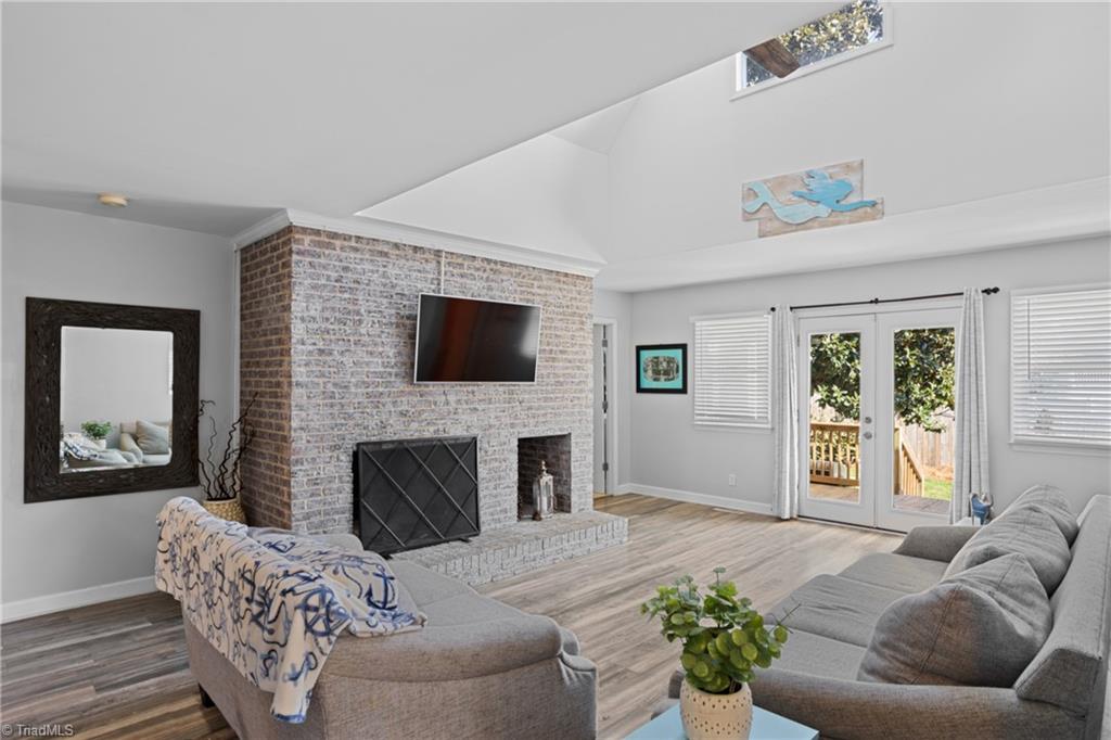property viewer photo 10