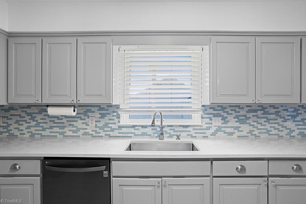 property viewer photo 17