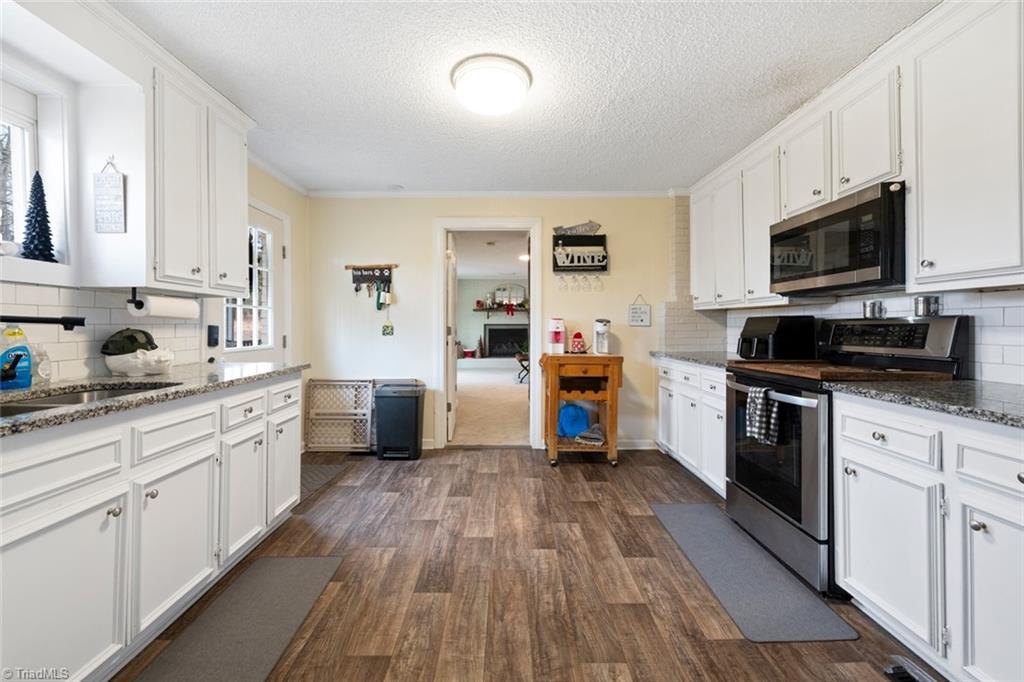 property viewer photo 12
