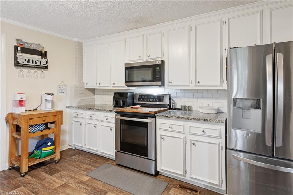 property viewer photo 13