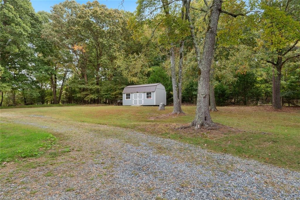 property viewer photo 4
