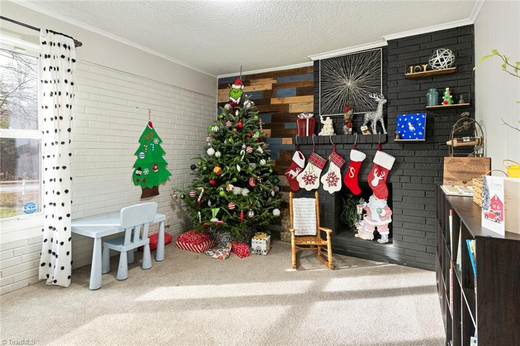 property viewer photo 9