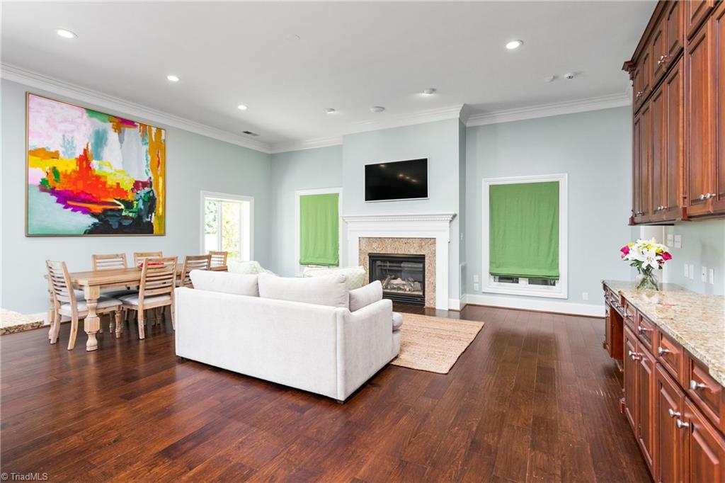 property viewer photo 17