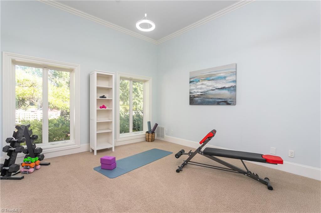 property viewer photo 27