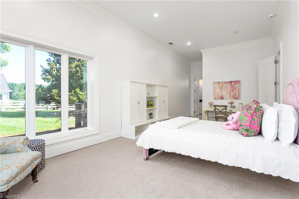 property viewer photo 28