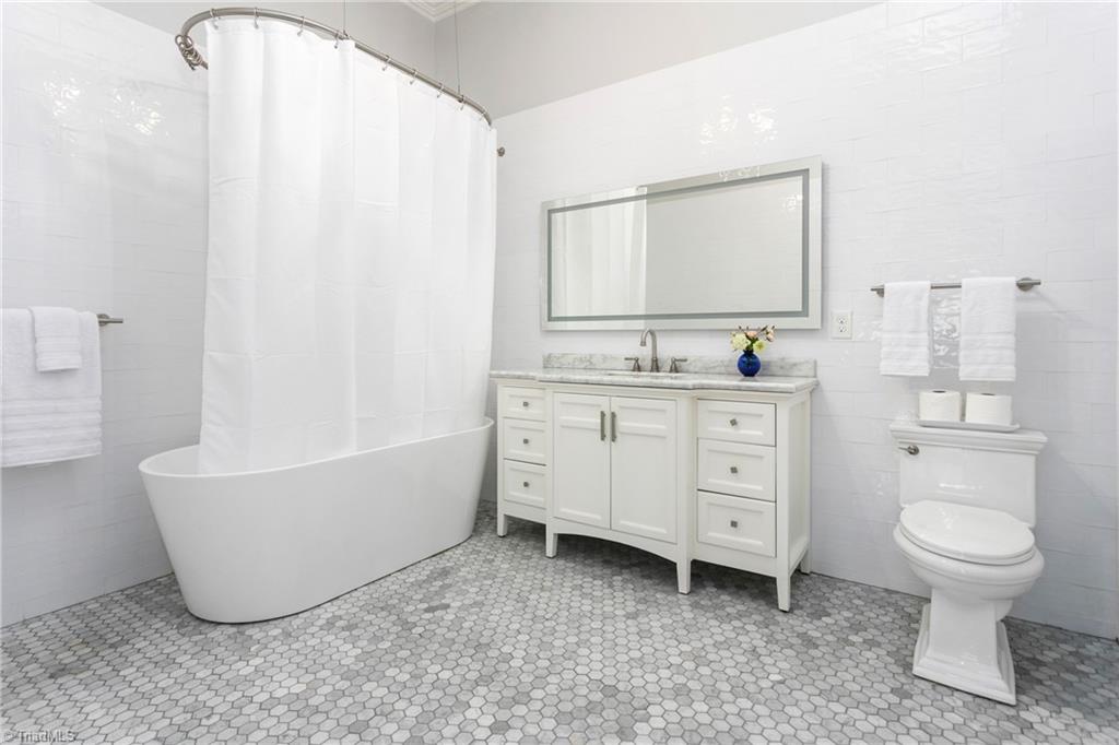 property viewer photo 29