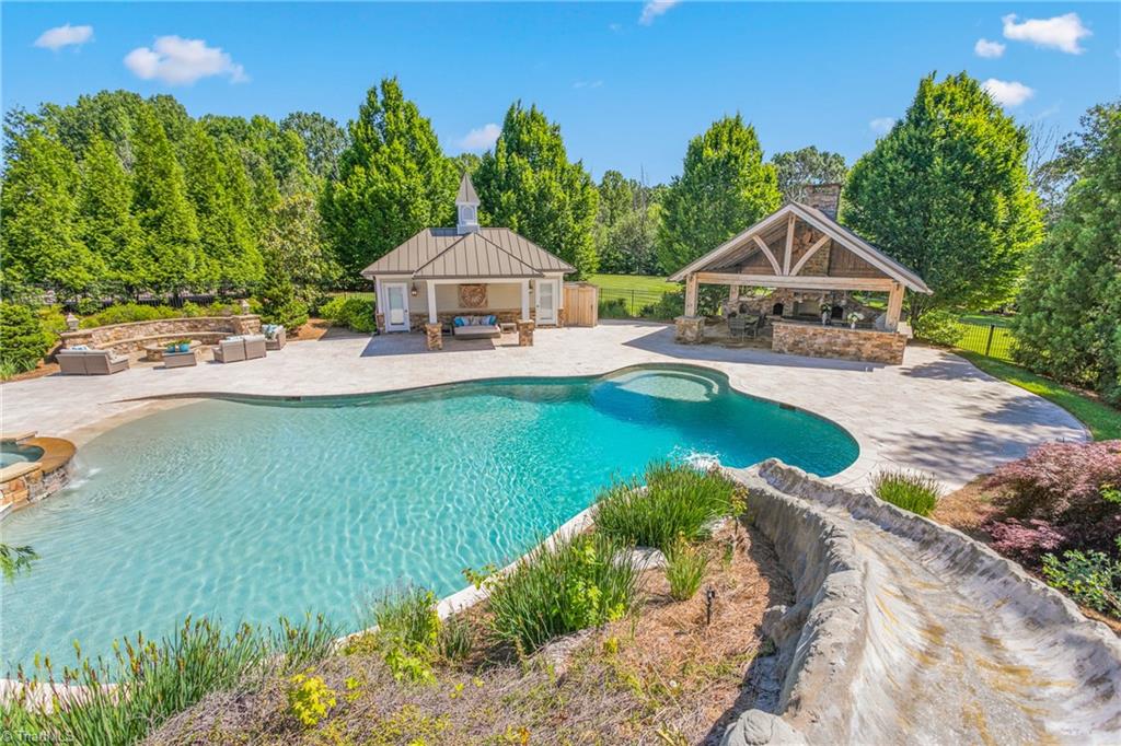 property viewer photo 34