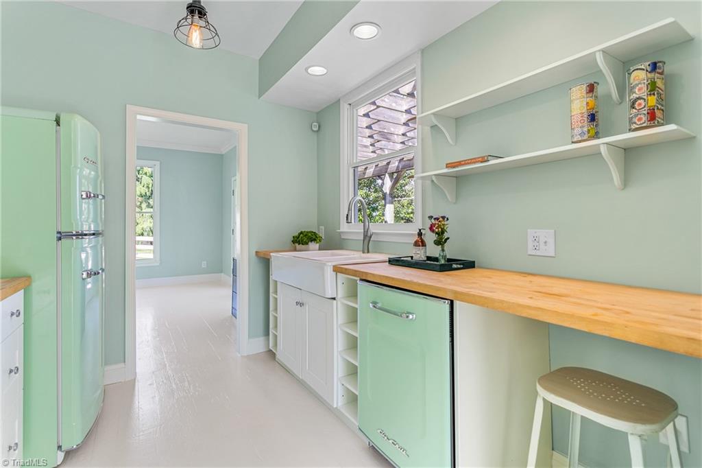 property viewer photo 42