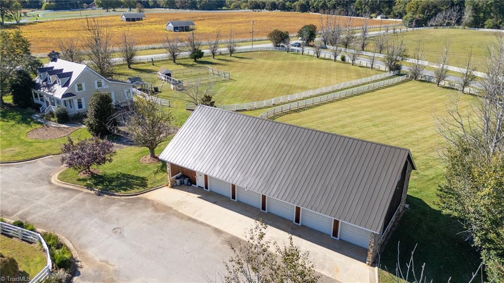 property viewer photo 46