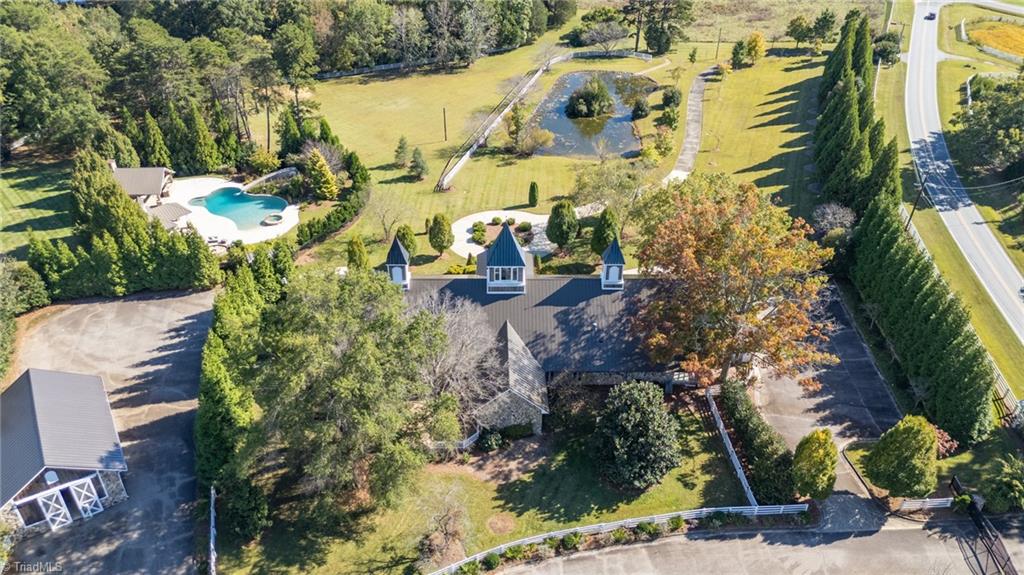 property viewer photo 47