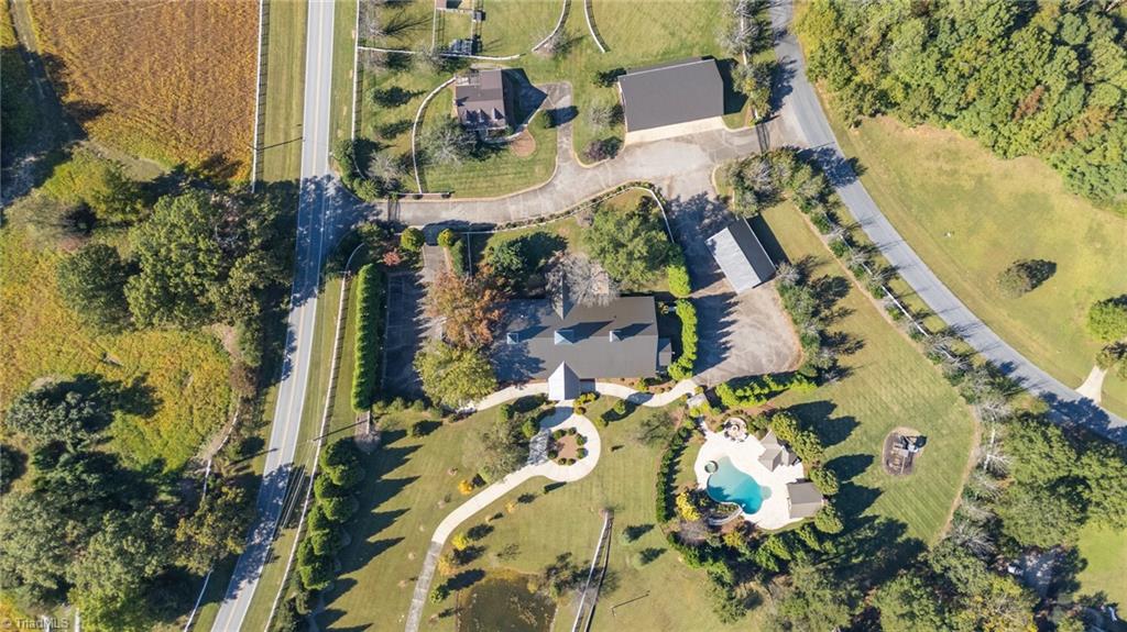 property viewer photo 48