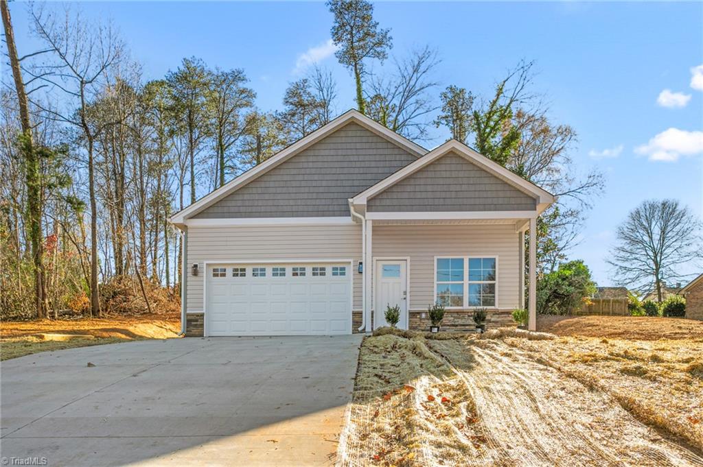 main property photo 0