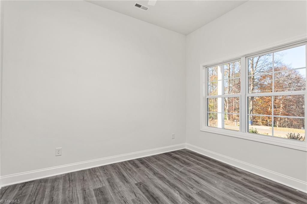 property viewer photo 11