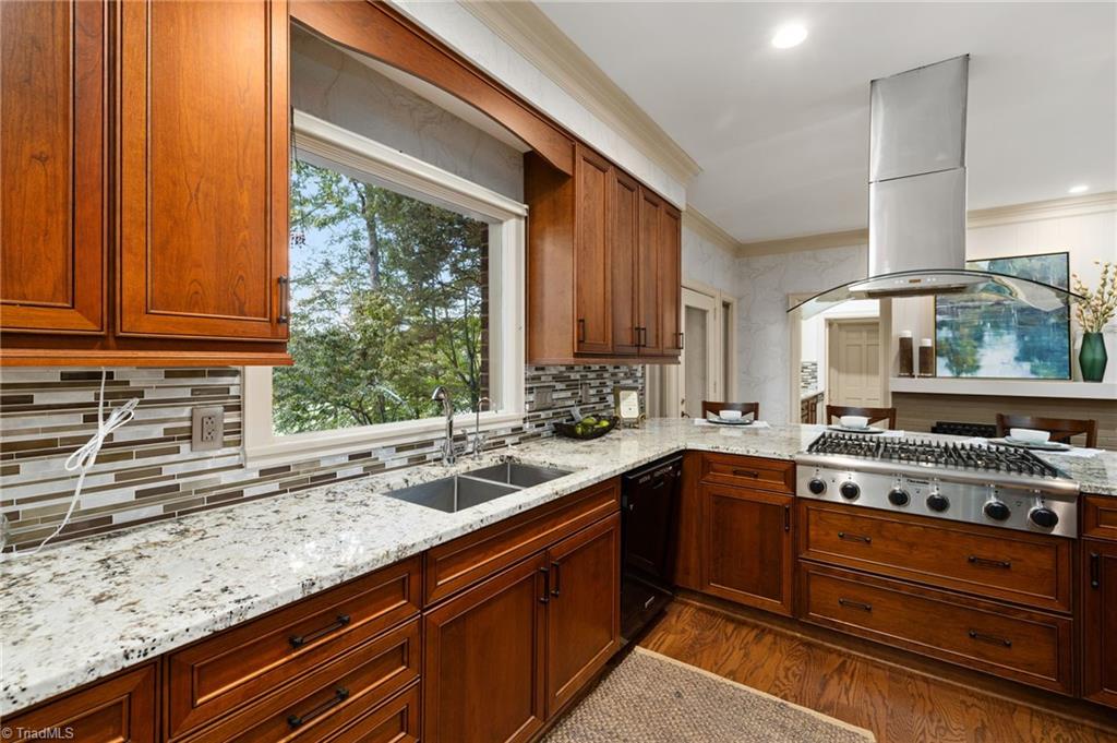 property viewer photo 12