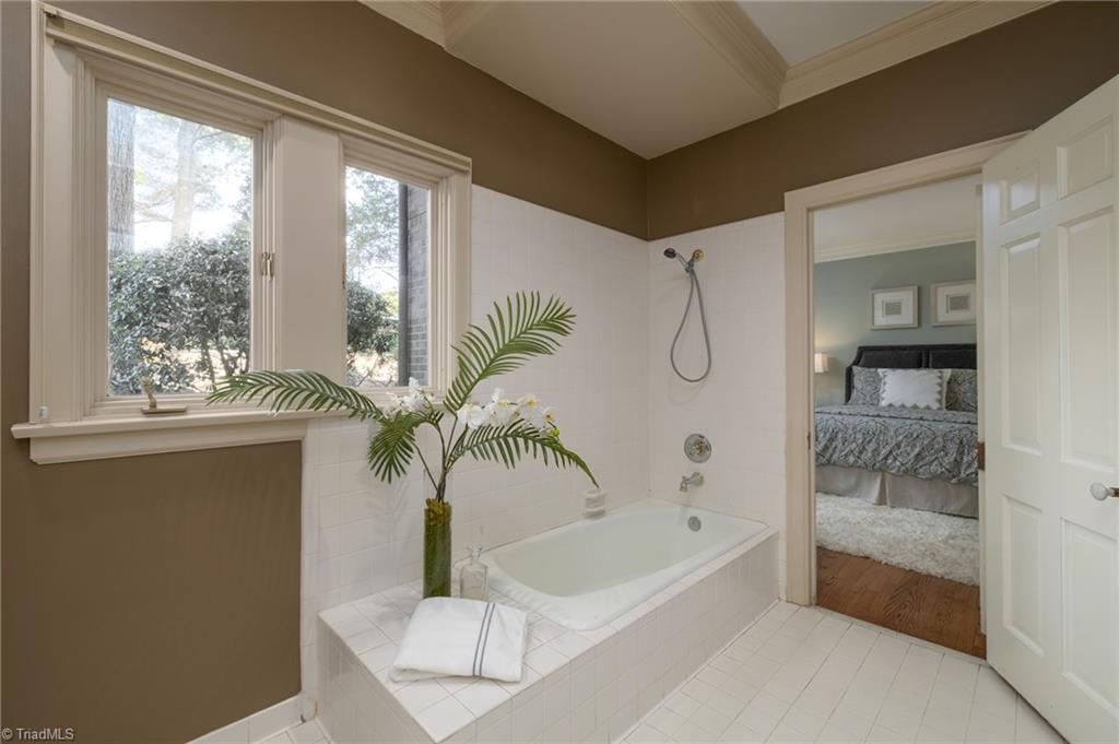 property viewer photo 21