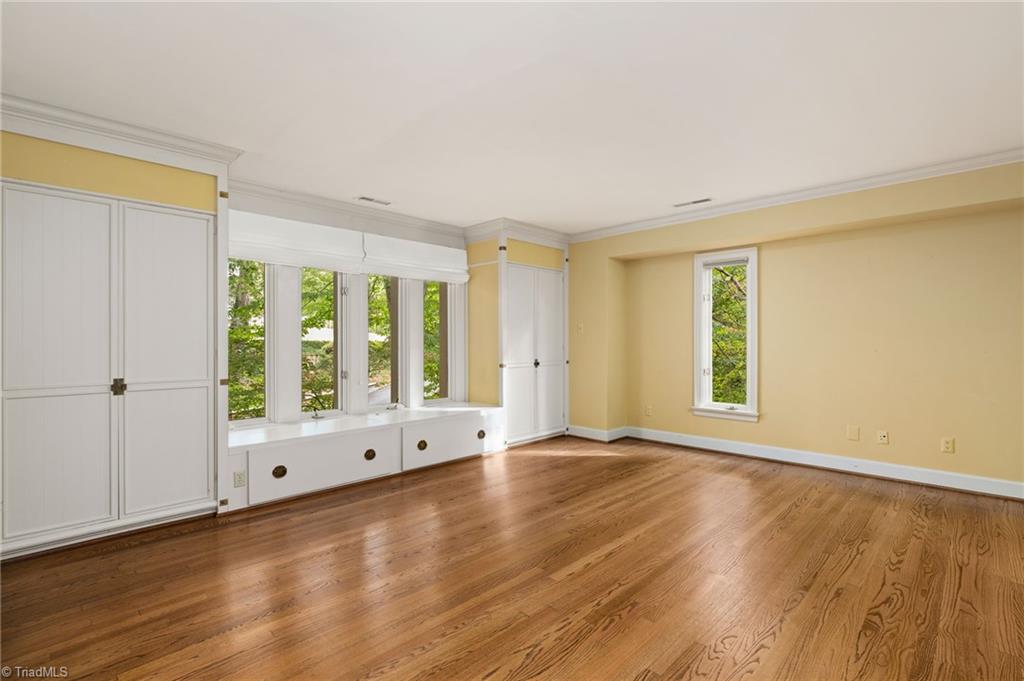 property viewer photo 30