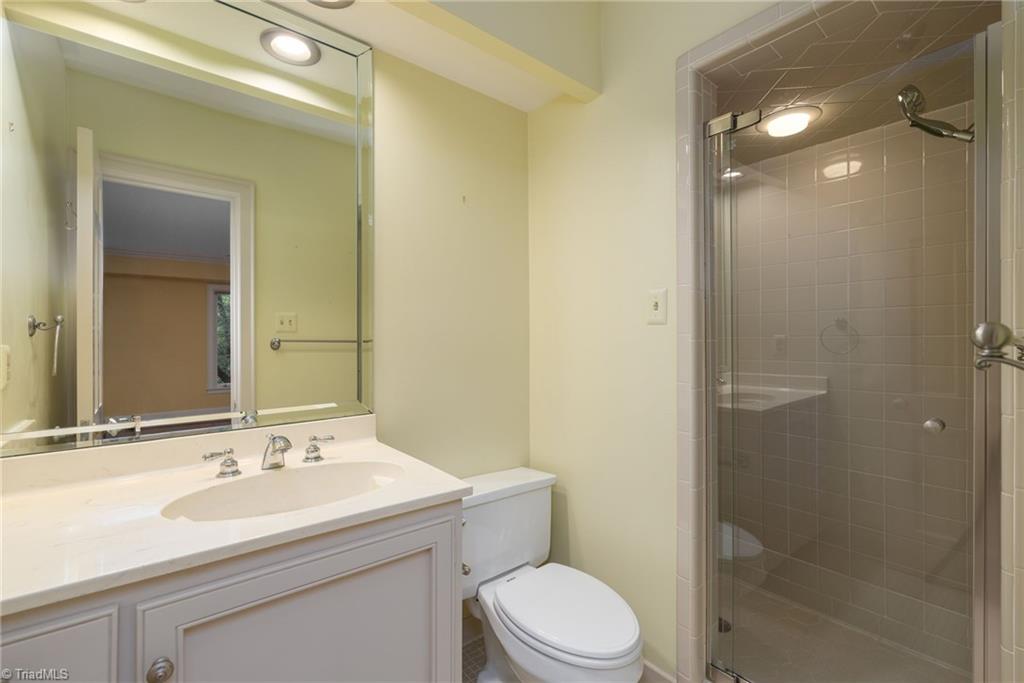 property viewer photo 31