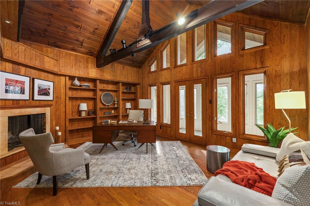 property viewer photo 32
