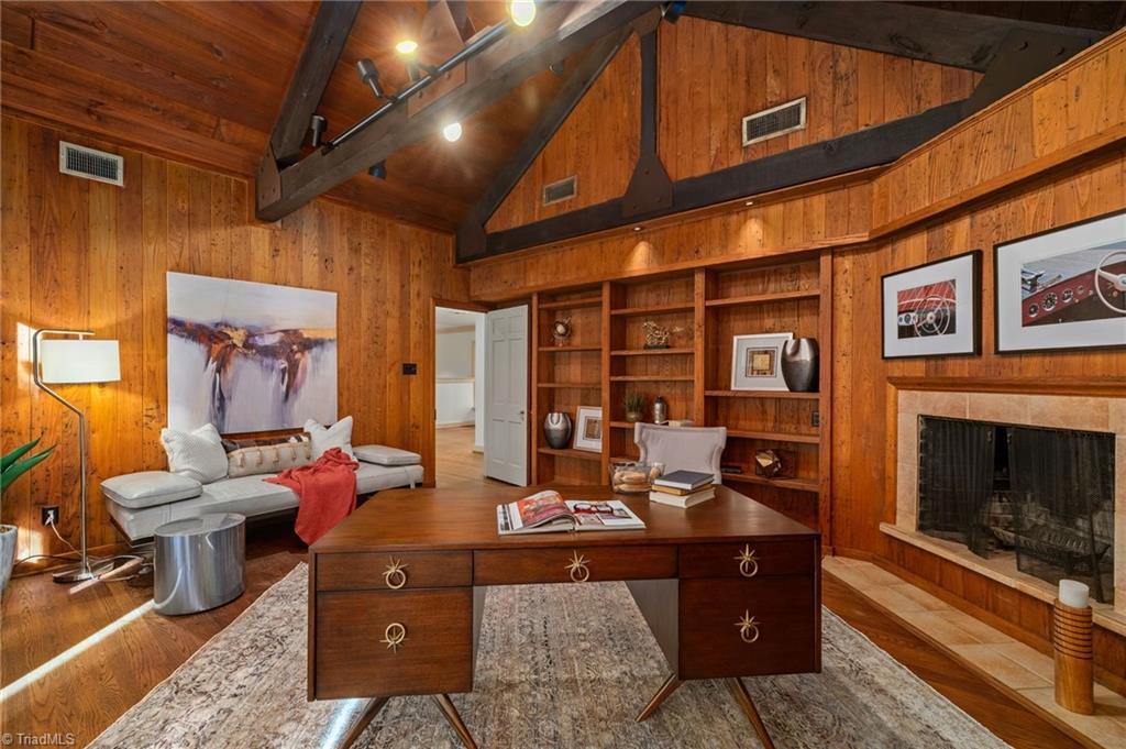 property viewer photo 33