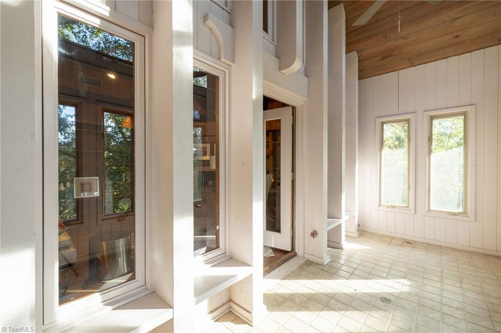 property viewer photo 35