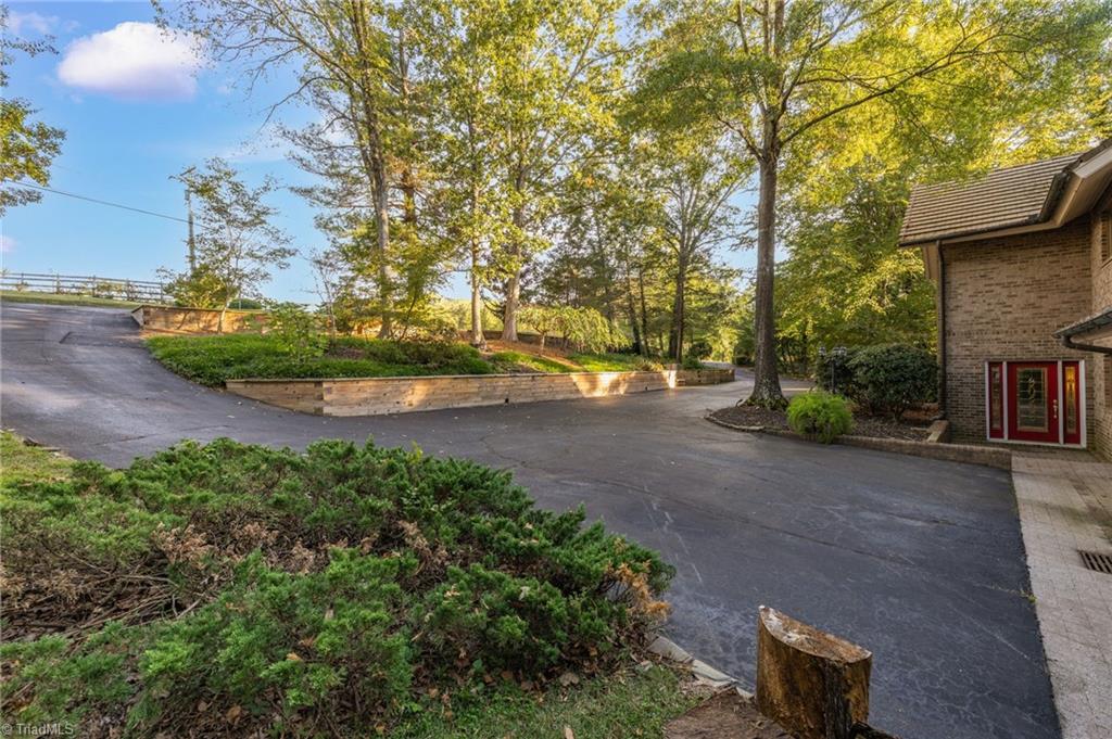 property viewer photo 47