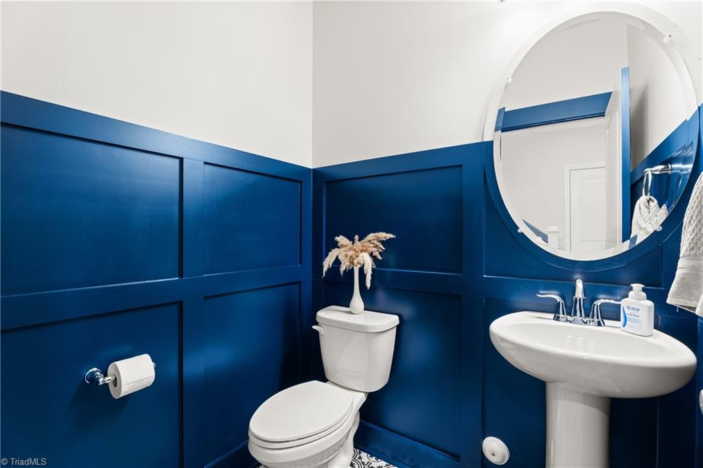 property viewer photo 16
