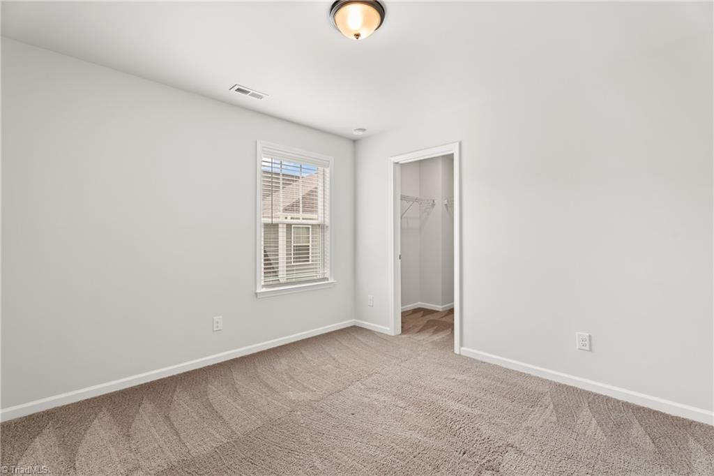 property viewer photo 26