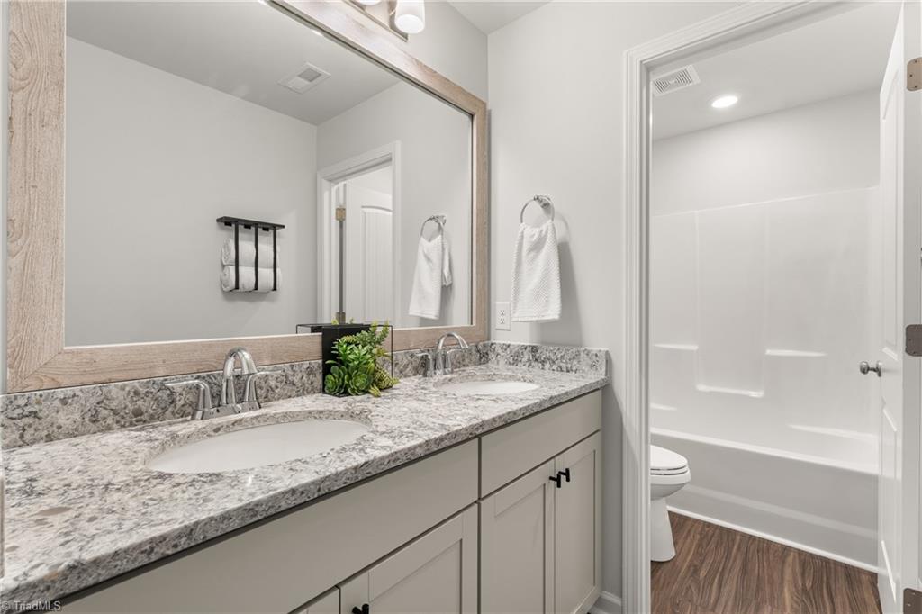 property viewer photo 28