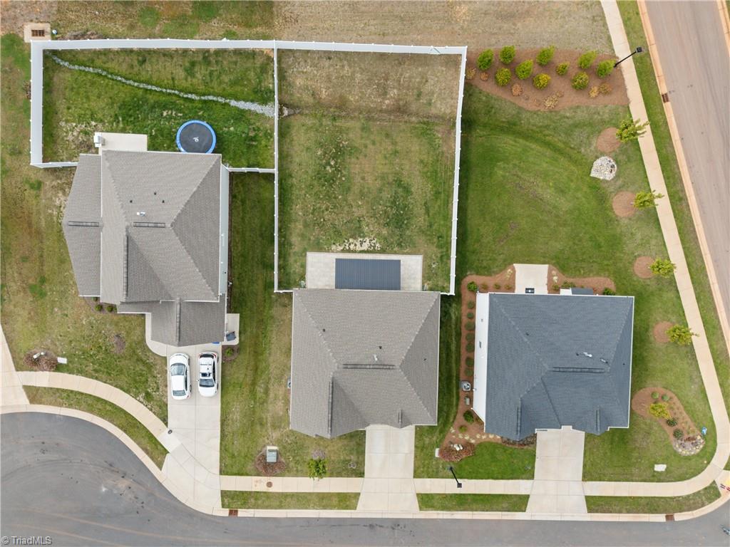property viewer photo 37