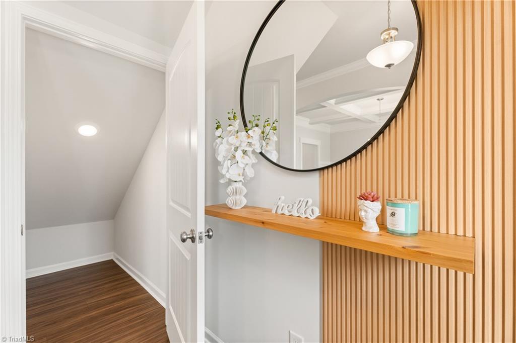 property viewer photo 5