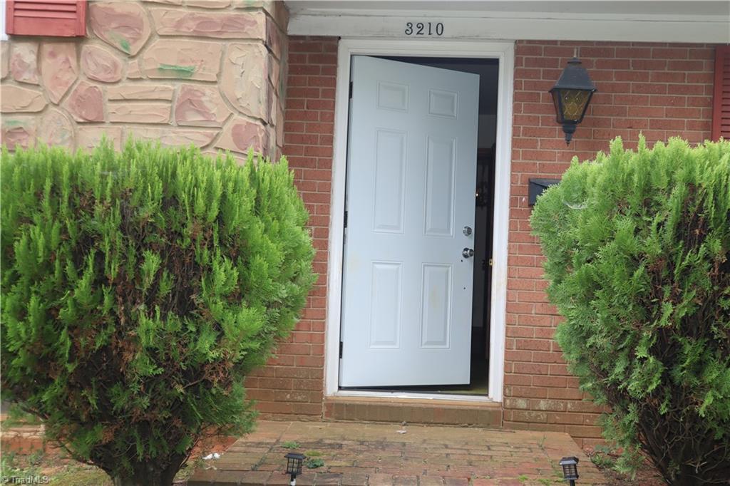 property viewer photo 1