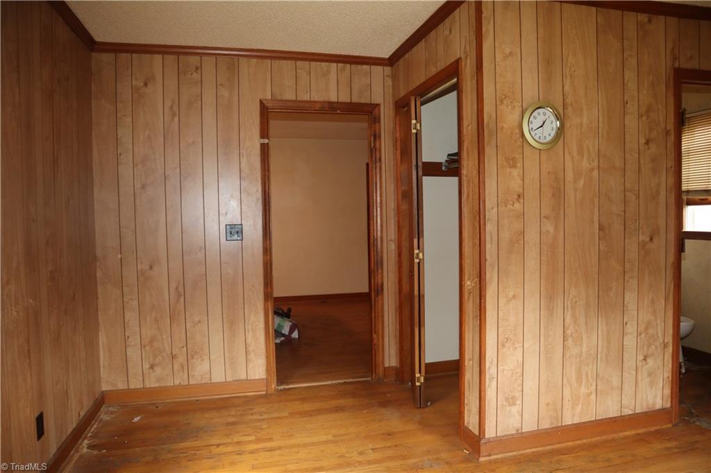 property viewer photo 6