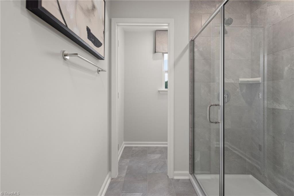 property viewer photo 12