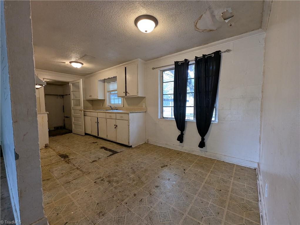 property viewer photo 12