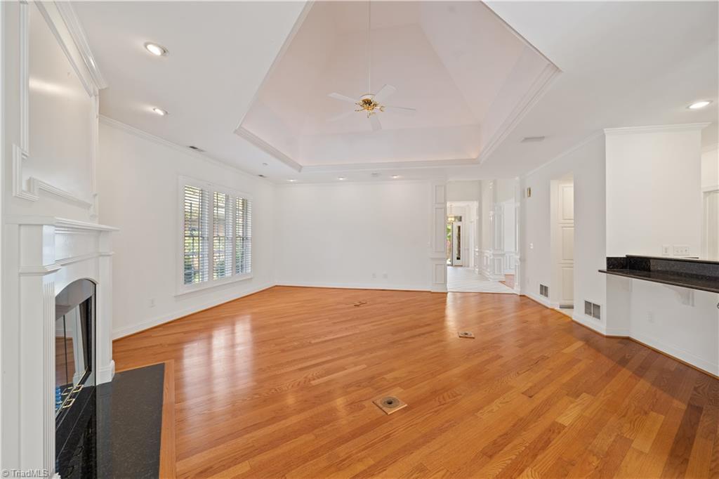 property viewer photo 10
