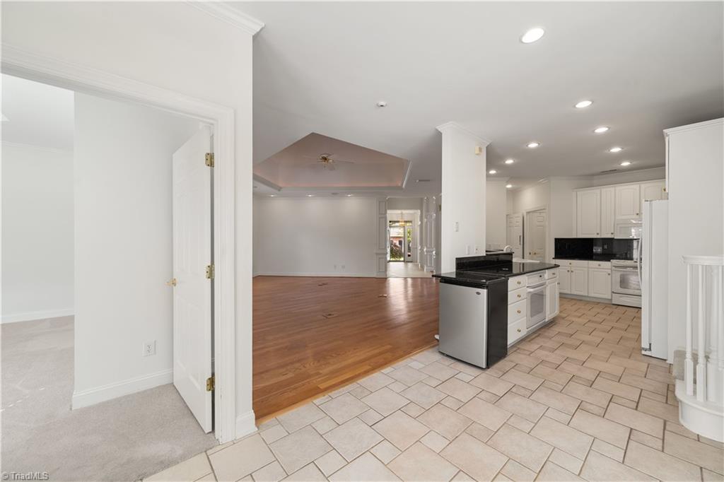 property viewer photo 11