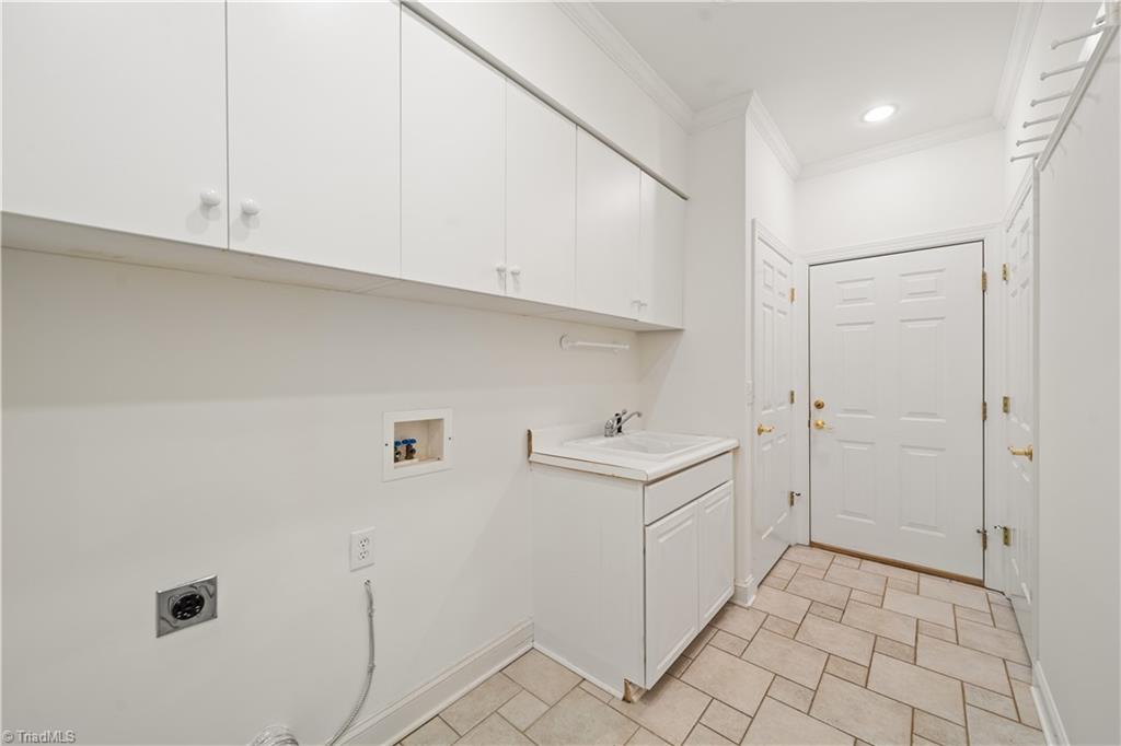 property viewer photo 18