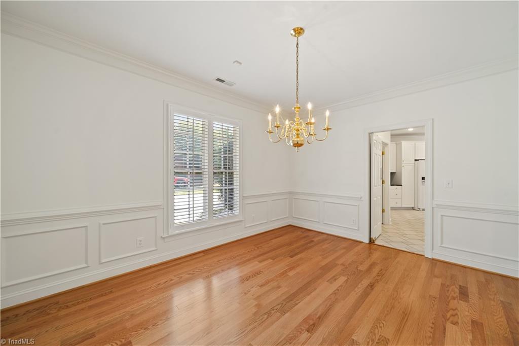 property viewer photo 22