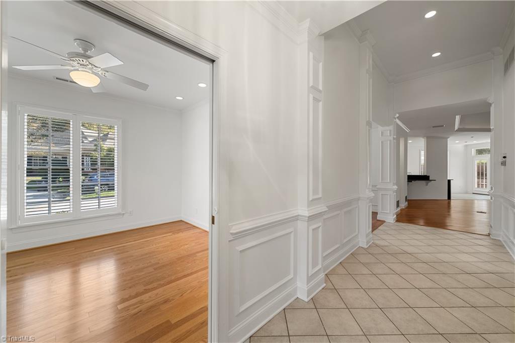 property viewer photo 26