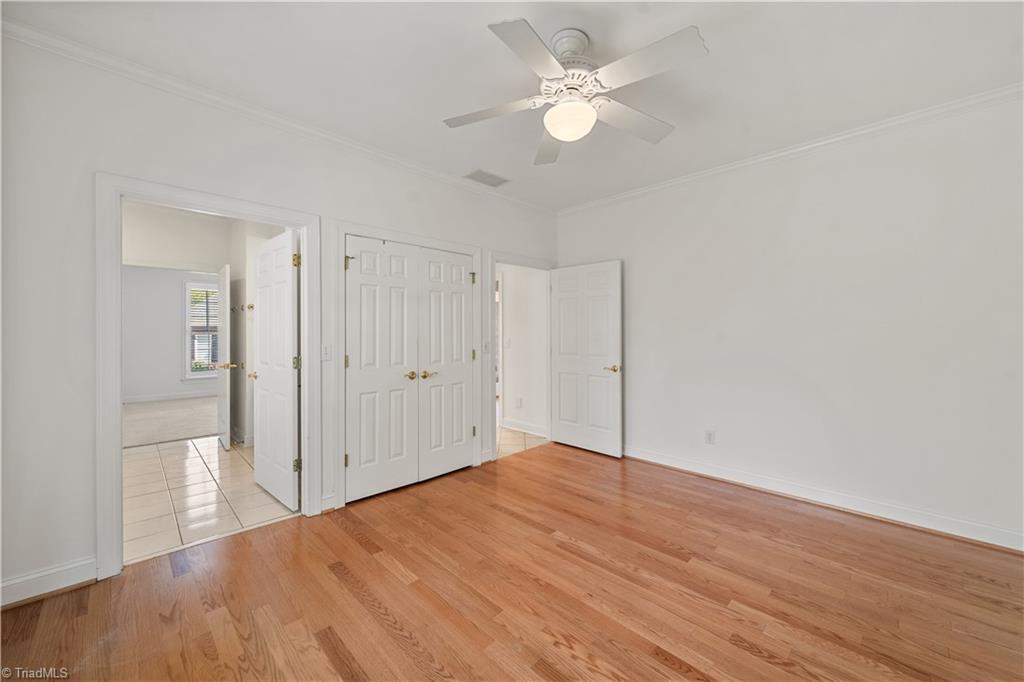 property viewer photo 33