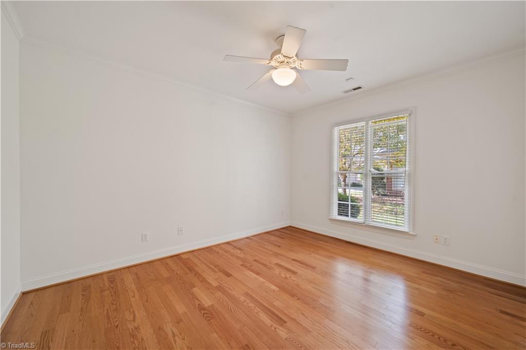 property viewer photo 34