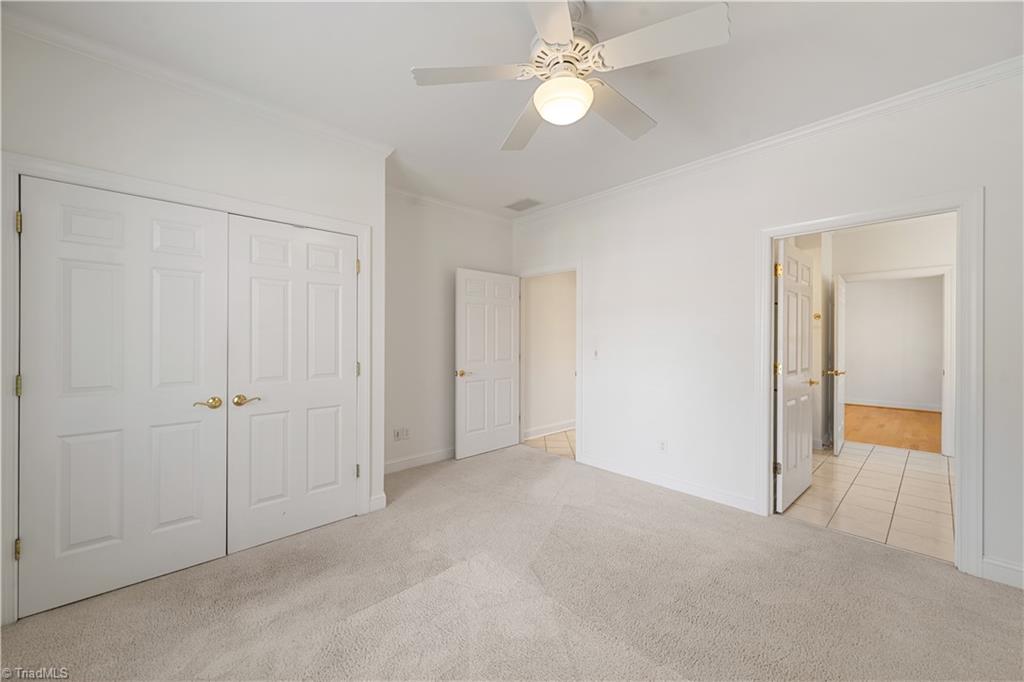 property viewer photo 35