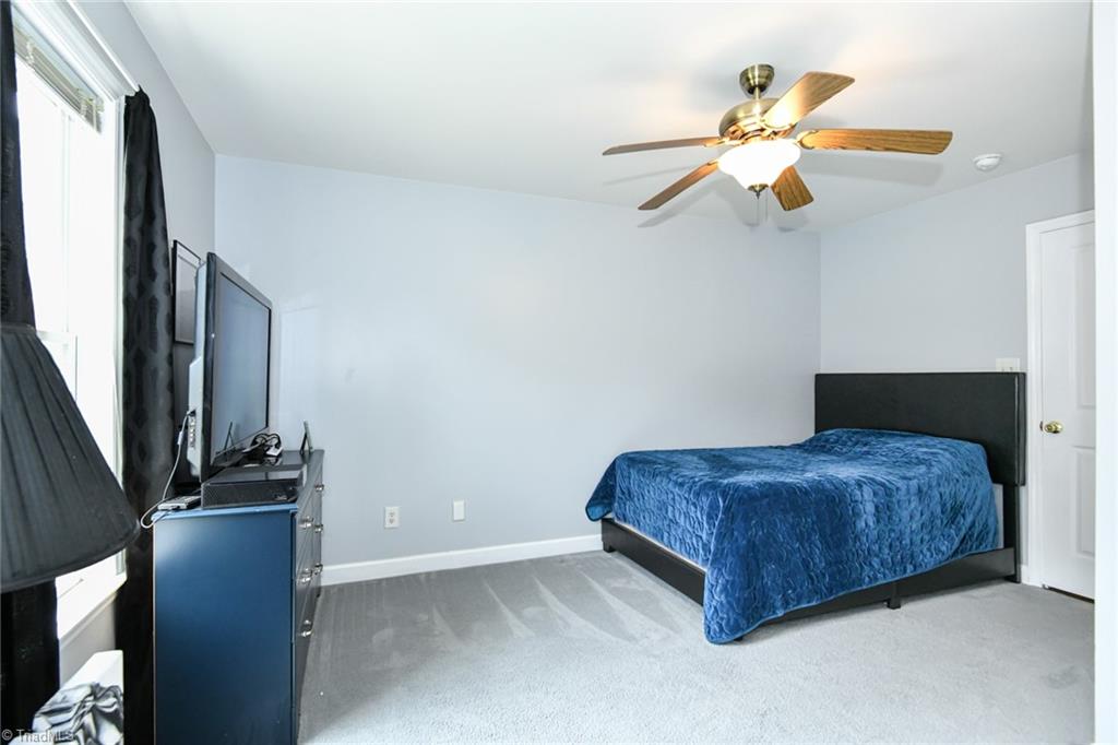 property viewer photo 11