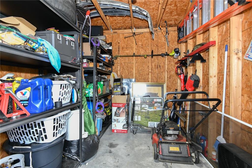 property viewer photo 19