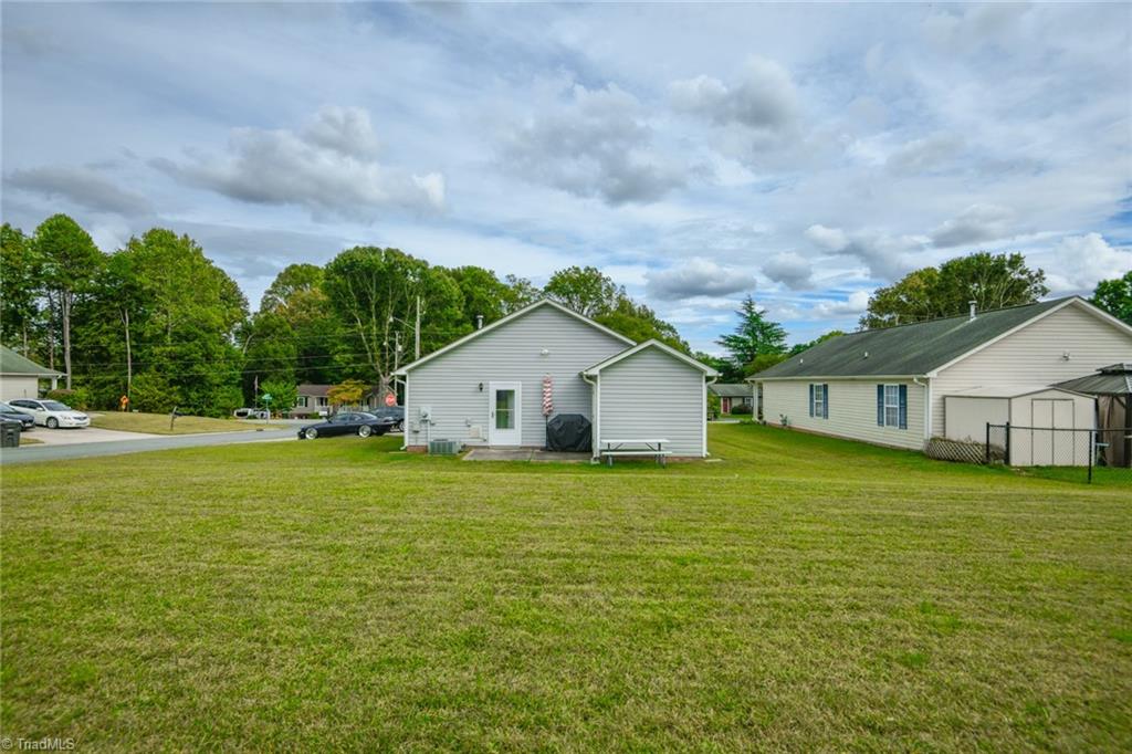 property viewer photo 20
